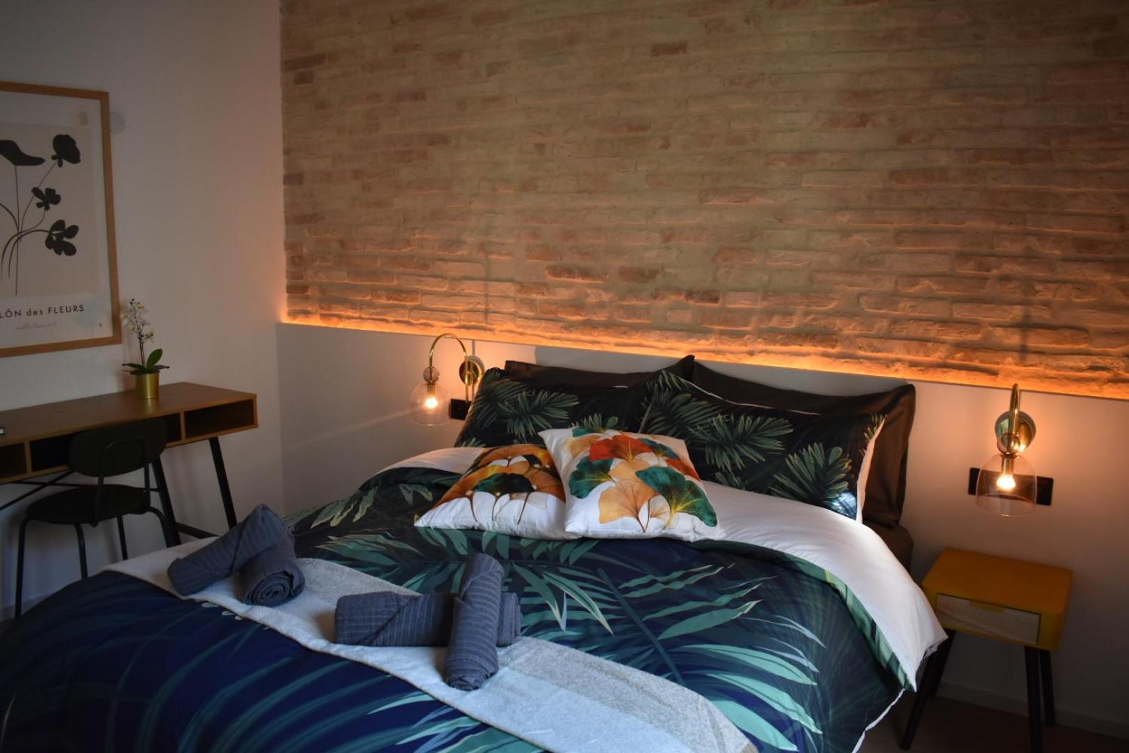 Apartments & Boutique Meraki ออนตินเยนต์ ภายนอก รูปภาพ