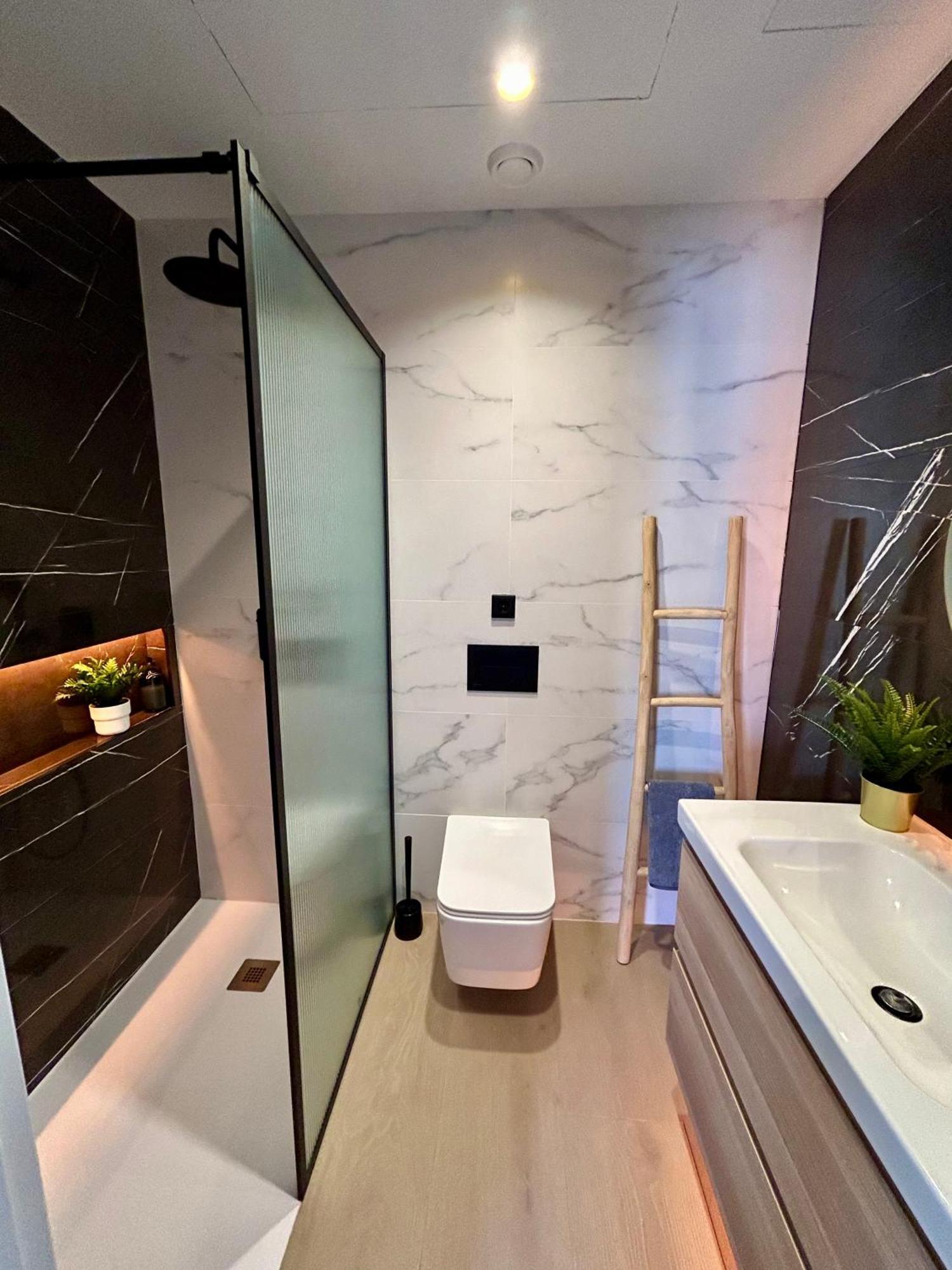 Apartments & Boutique Meraki ออนตินเยนต์ ภายนอก รูปภาพ