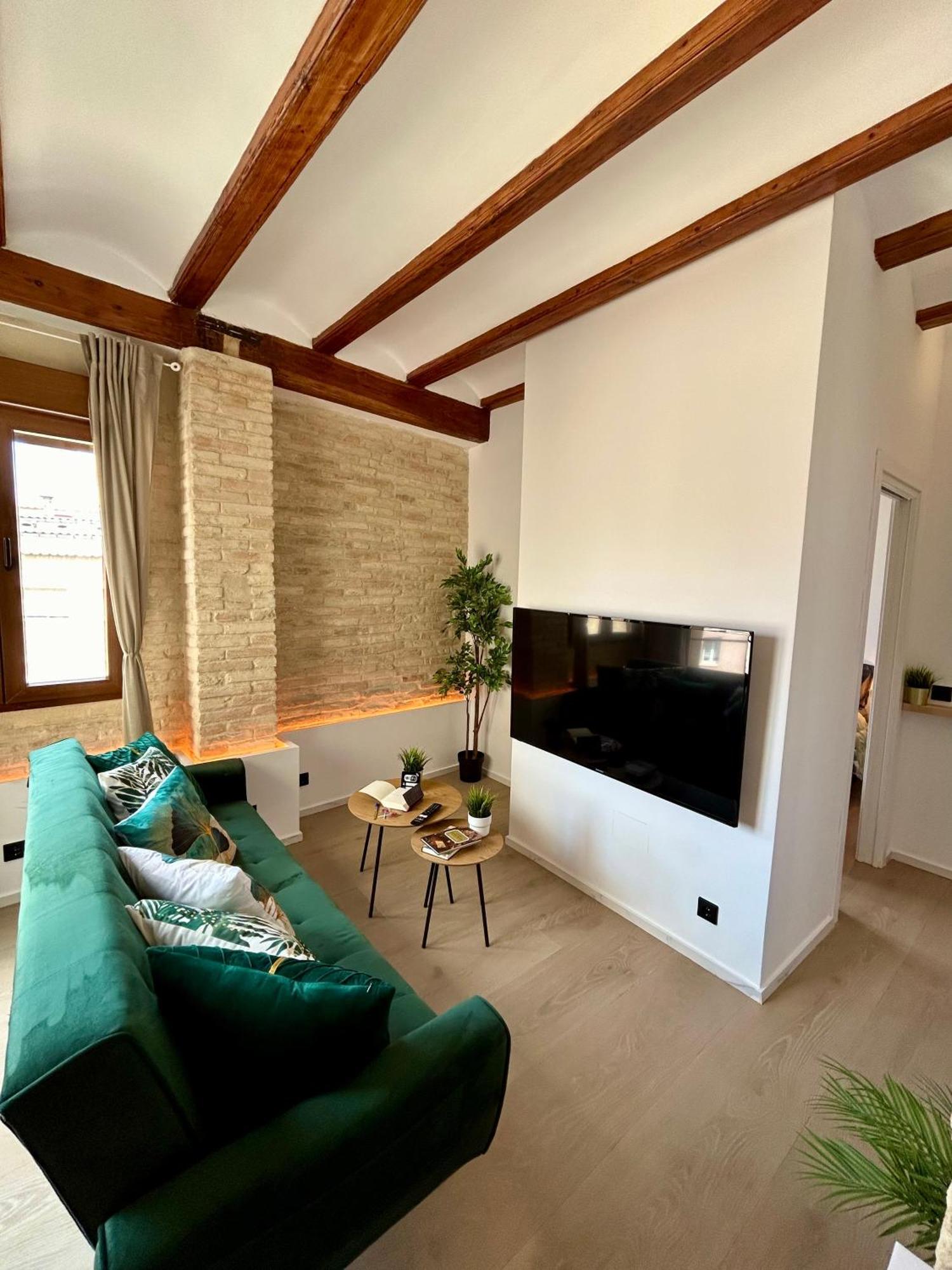Apartments & Boutique Meraki ออนตินเยนต์ ภายนอก รูปภาพ